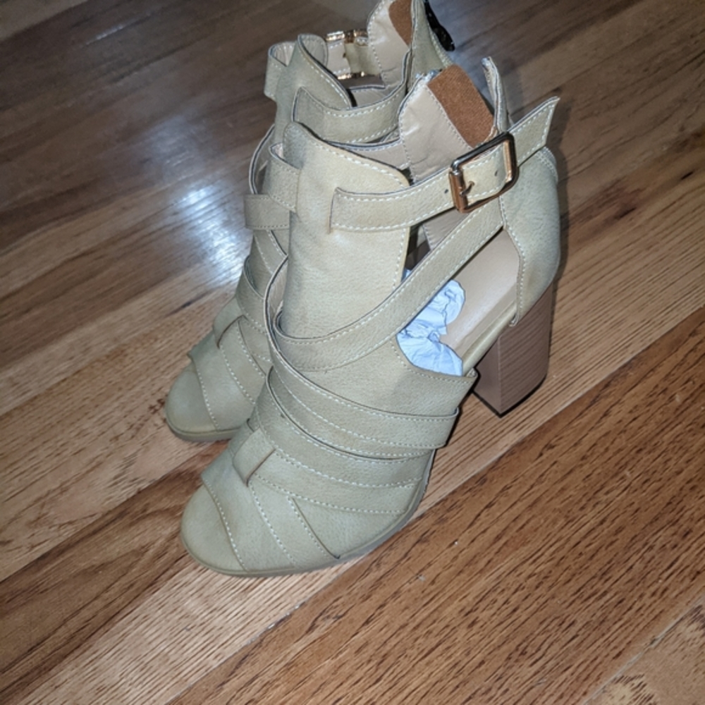 Lulu's Heels